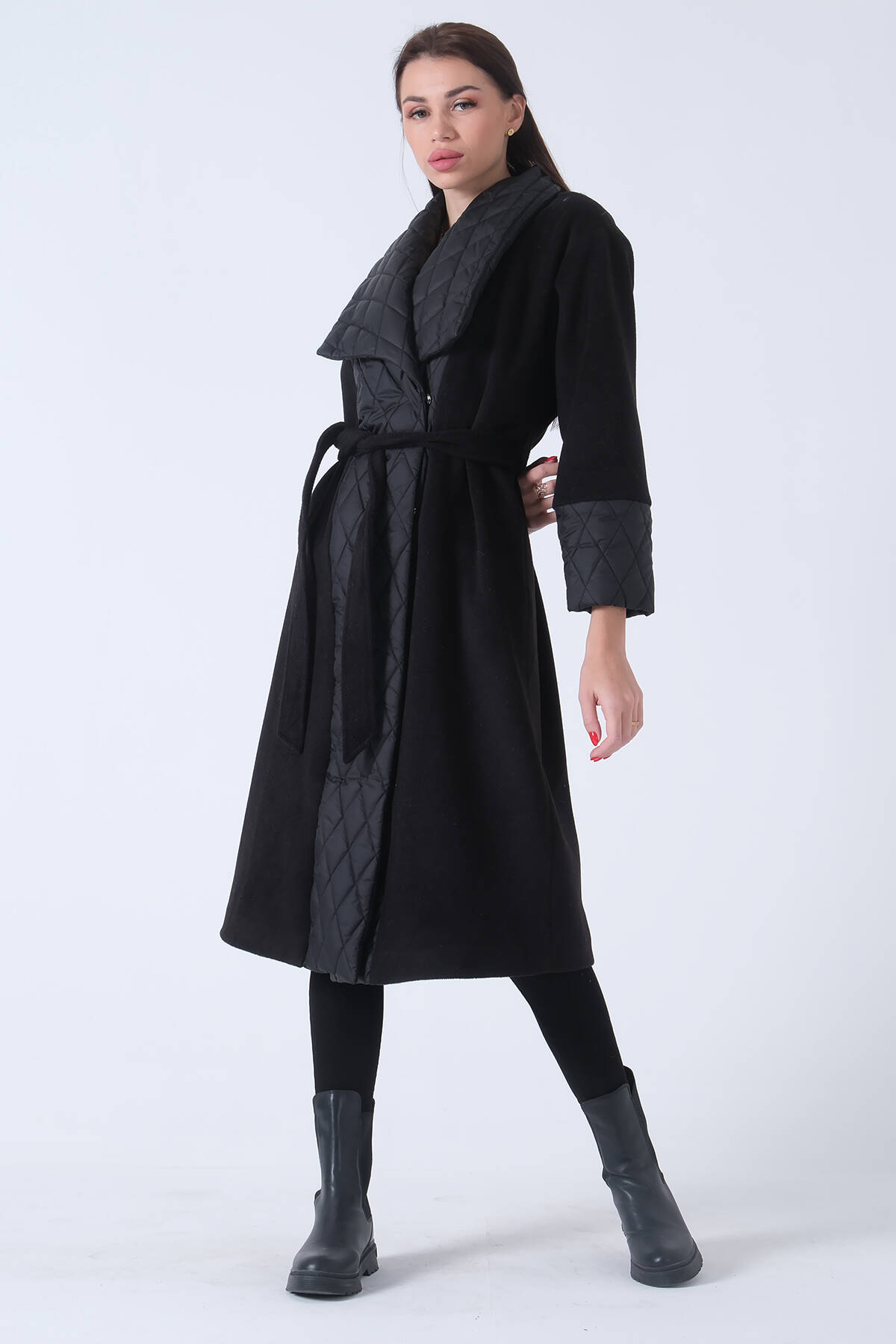 Siyah Kapitone Detaylı Kaban 44510337.01 - Ardanewline