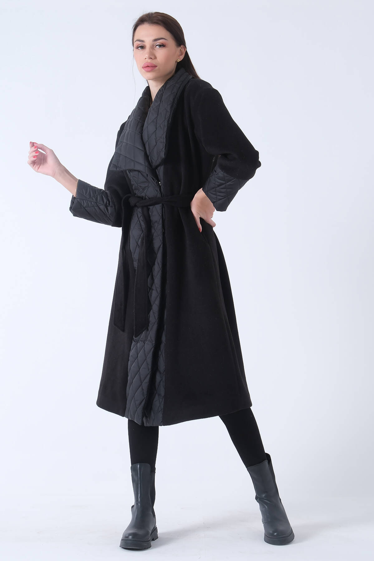 Siyah Kapitone Detaylı Kaban 44510337.01 - Ardanewline (1)