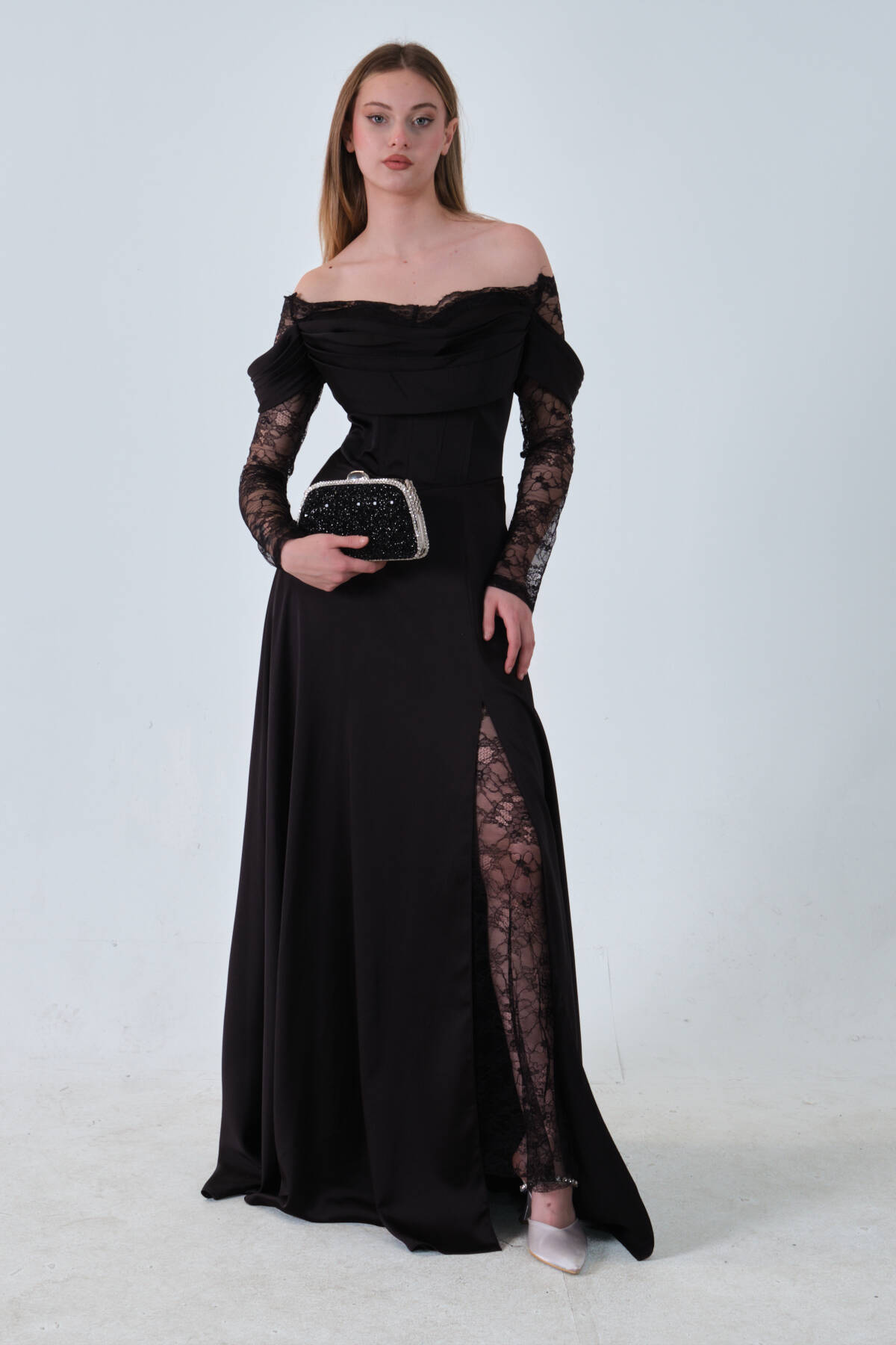 Siyah Kolları Dantel Detaylı Drapeli Abiye 9705561.01 - Ardanewline