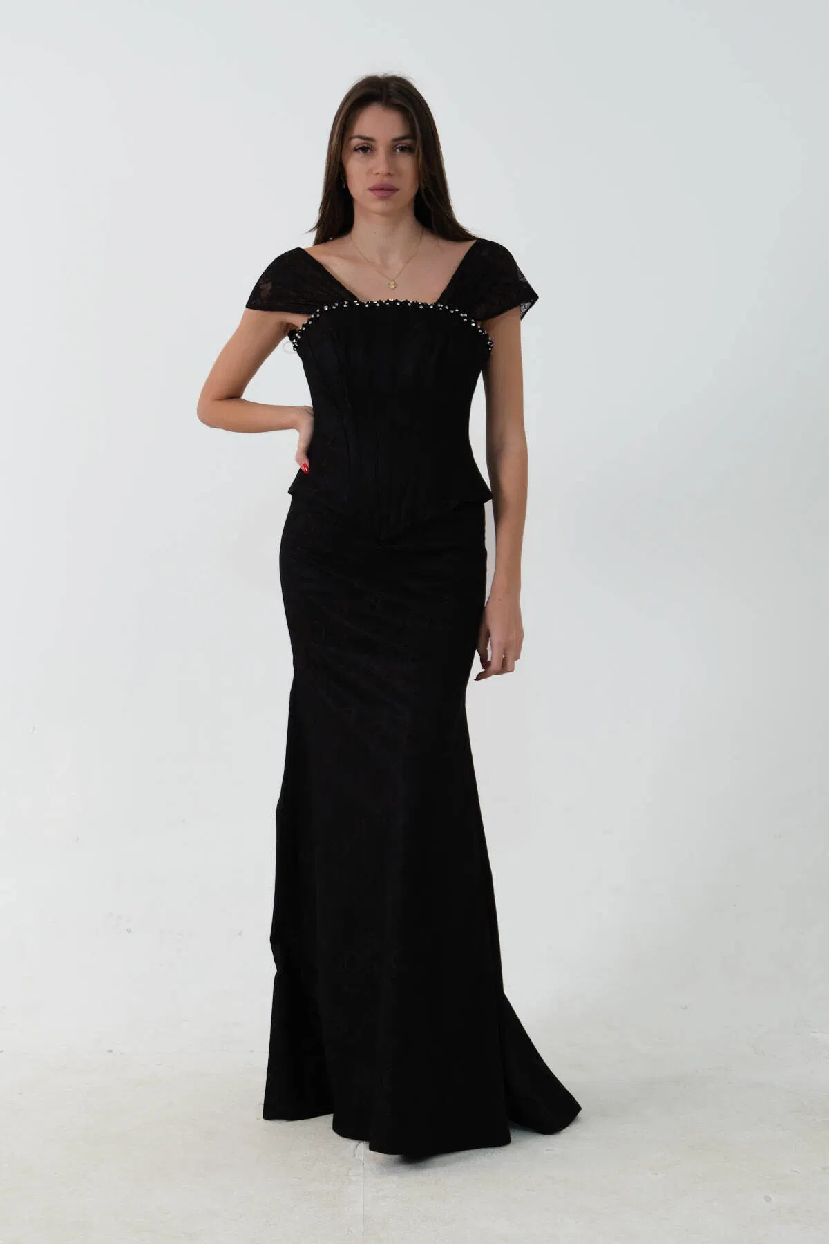 Siyah Korse Detaylı Dantel Kapamalı Düşük Omuz Abiye 9705791.01 - Ardanewline