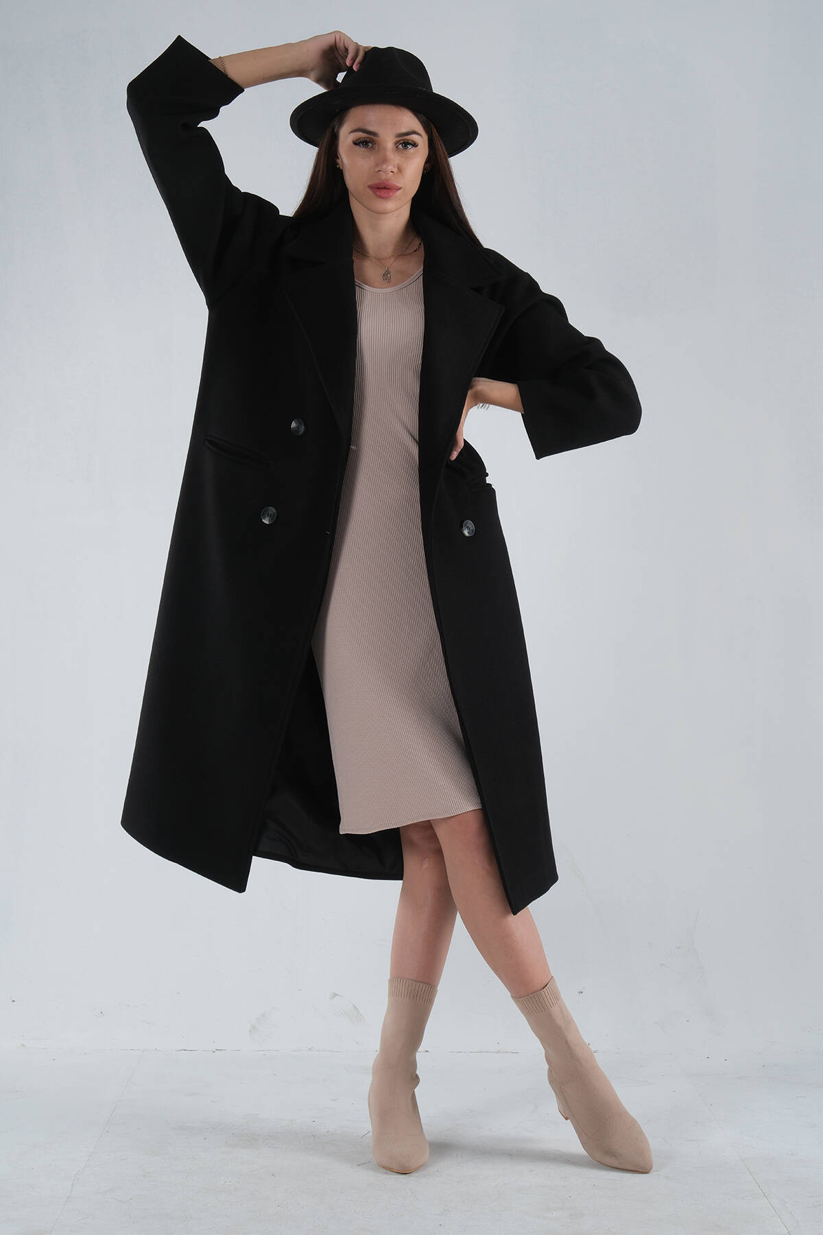 Siyah Önden Düğmeli Oversize Örme Kaşe Kaban 0108068.01 - Ardanewline (1)