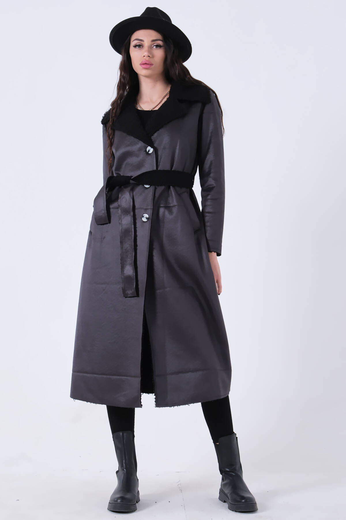 Siyah Süet Düğmeli Seyyar Kemerli Kaban 0108087.01 - Ardanewline