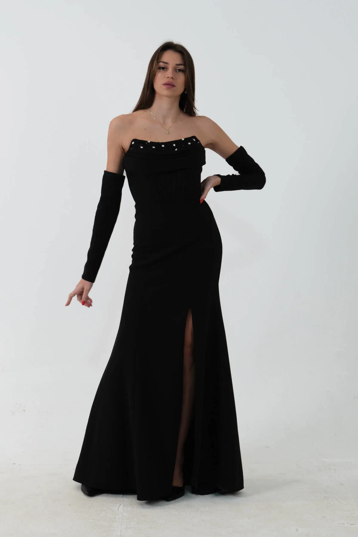 Siyah Takma Kol Önü Drapeli Taş Detaylı Yırtmaçlı Abiye 0801146.01 - Ardanewline (1)