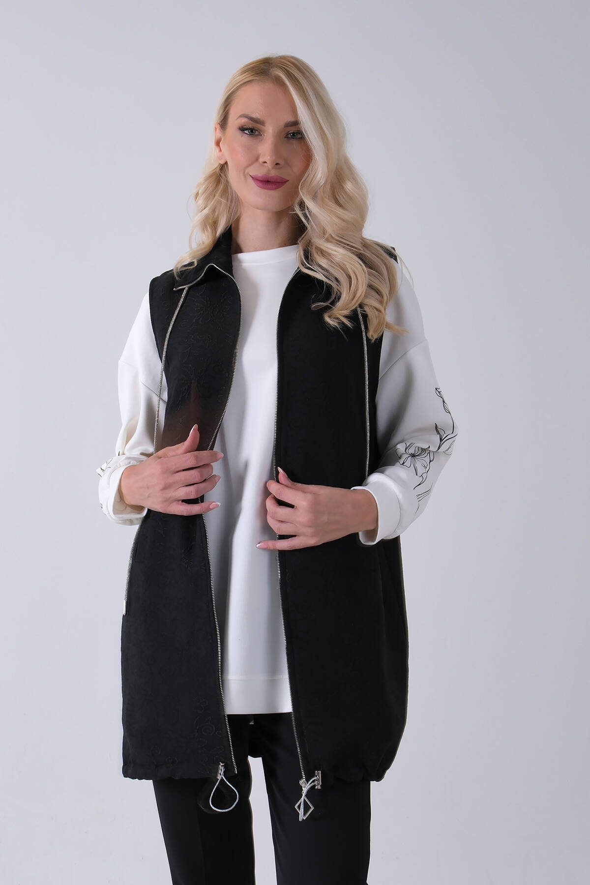 Siyah Tunik Kolu Çiçek Desenli Yelekli 2'li Takım 940120274.01 - Ardanewline (1)