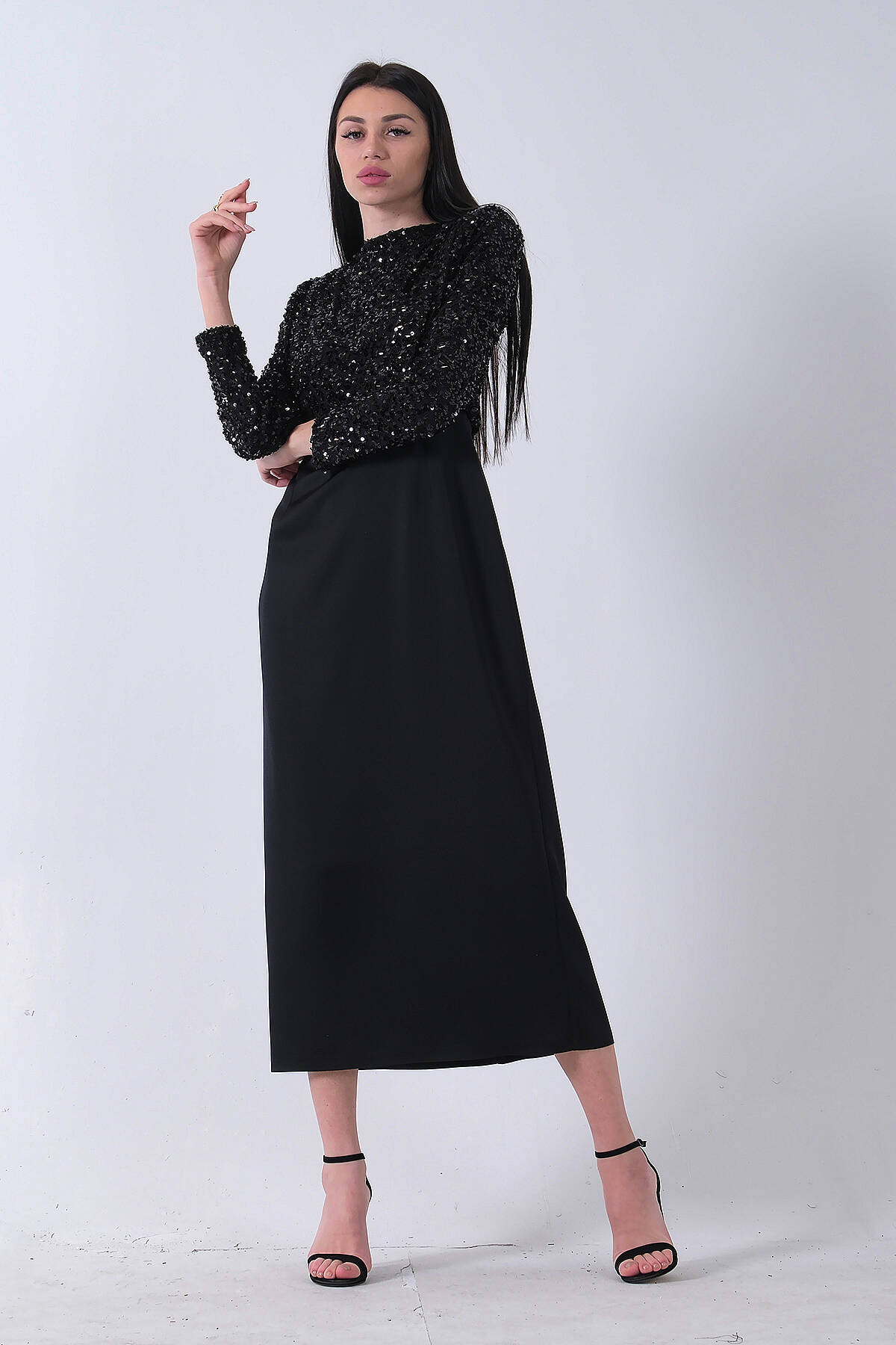 Siyah Üst Pul Payet İşlemeli Altı Krep Tesettür Abiye 6502503.01 - Ardanewline (1)