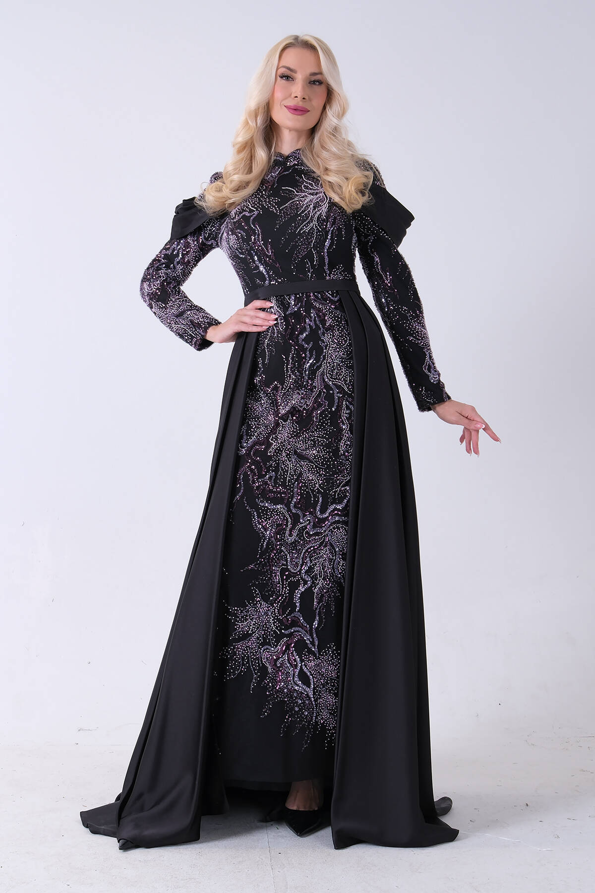 Siyah Üzeri Taş İşlemeli Bisiklet Yaka Tesettür Elbise 6502502.01 - Ardanewline (1)