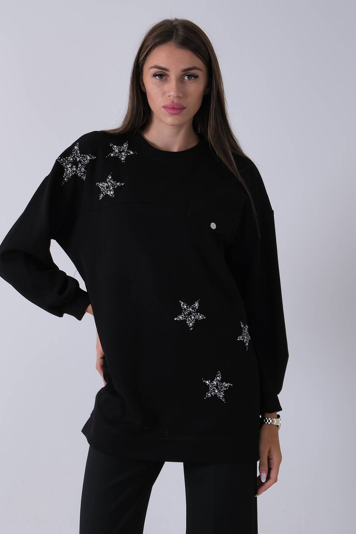 Siyah Üzeri Yıldız Desenli Taş İşlemeli Cep Görünümülü Tunik 940170258.01 - Ardanewline (1)