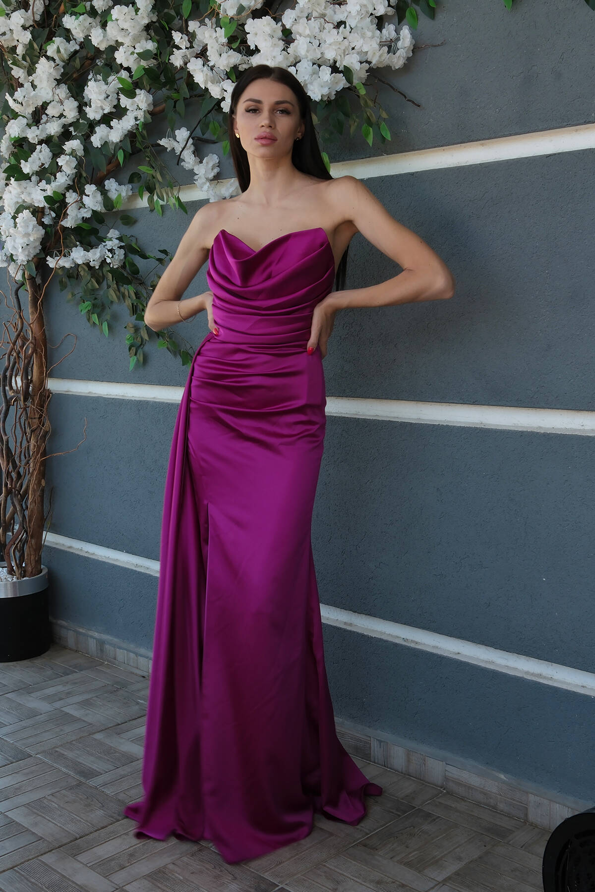 Violet Straplez Drape Detaylı Yırtmaçlı Saten Kumaş Abiye Elbise 1607209.273 - Ardanewline