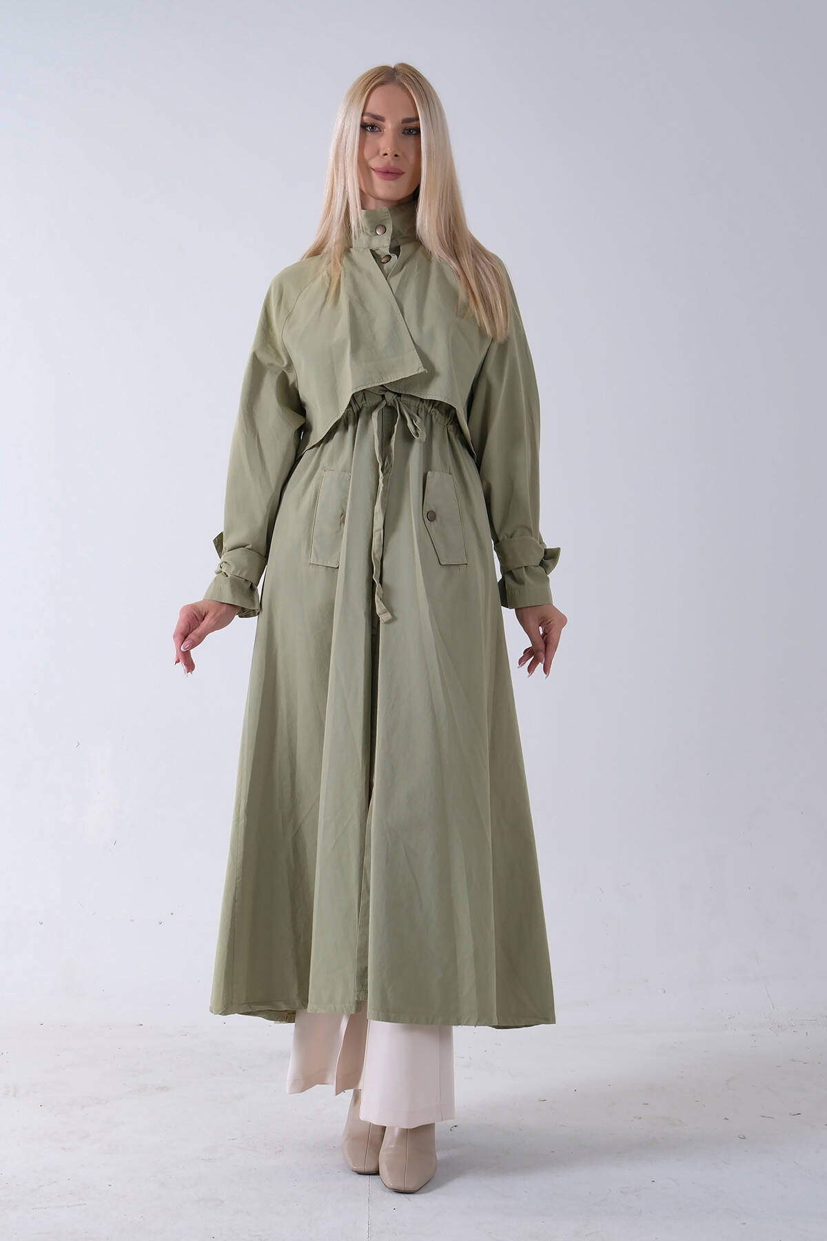 Yeşil Belden Bağlama Detaylı Yandan Cepli Uzun Trenç 422237.07 - Ardanewline