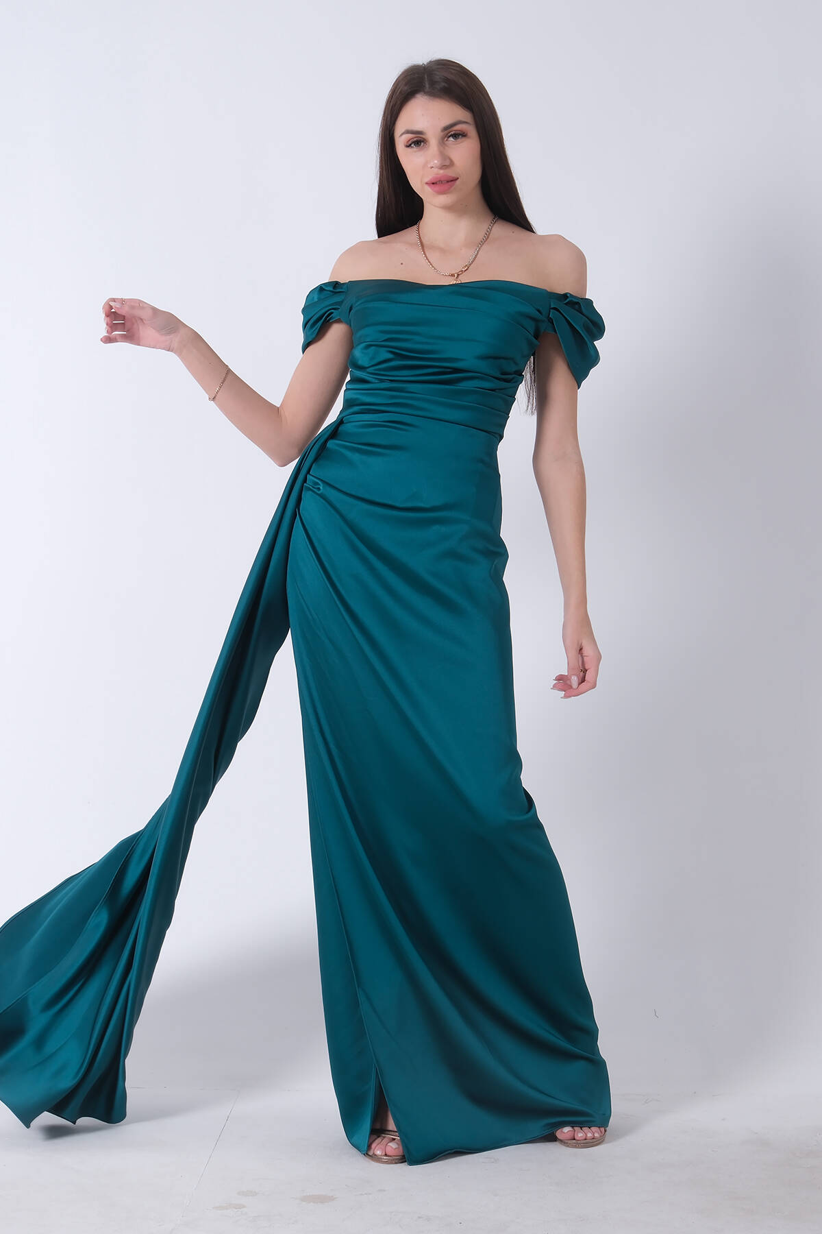 Zümrüt Drape Detaylı Saten Kumaş Abiye Elbise 9704858.123 - Ardanewline